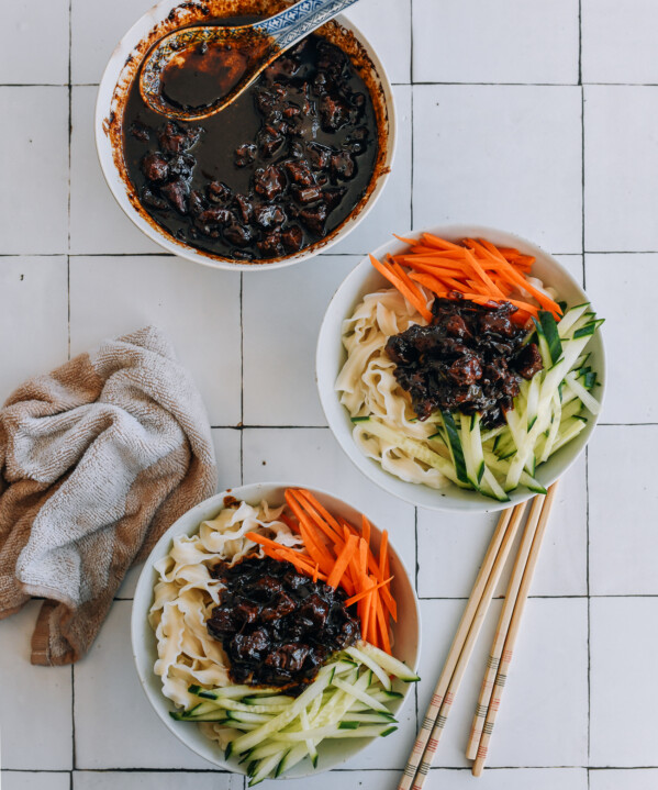 two bowls of zha jiang mian